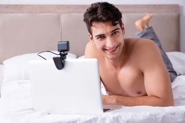 best gay cam sites with sexy men on webcam chat